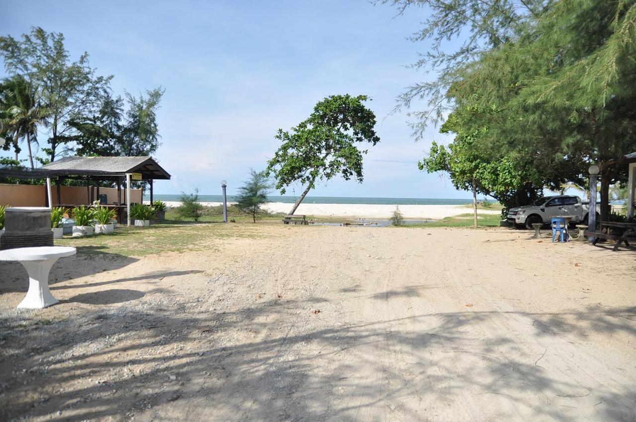 Bayu Melawi Chalet Hotell Bachok Exteriör bild